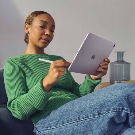 Планшет Apple iPad Air 11" 128Gb (2024) Wi-Fi сияющая звезда
